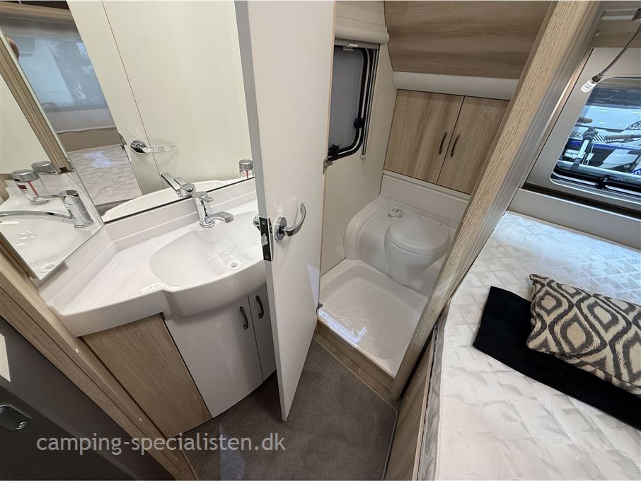 Hobby De Luxe DK-Line 460 UFe